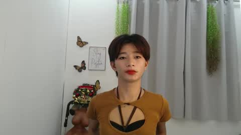 Snapshot of cute_pinay222 chatting on 10/17/25, 10:07 FIONA online show from 10/17/25, 10:07