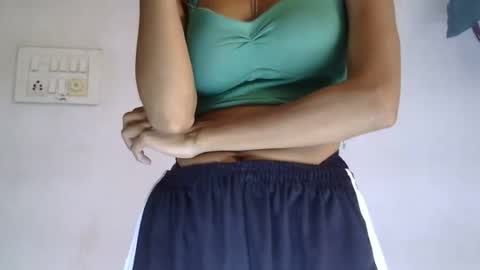 ruhi online show from 07/18/26, 04:05