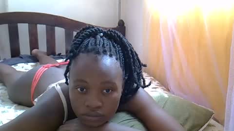 cute_savanna online show from 02/15/25, 08:22