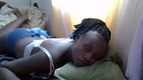 cute_savanna online show from 03/01/25, 08:34