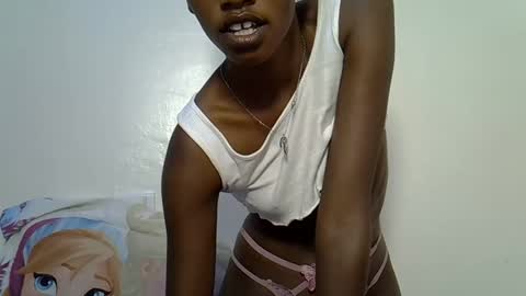Snapshot of cute_sexxy1 chatting on 10/08/25, 09:01 cutie online show from 10/08/25, 09:01