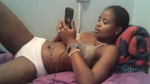 cute_shaniz online show from 01/21/25, 06:02