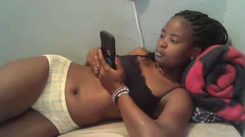 cute_shaniz online show from 02/05/25, 06:46