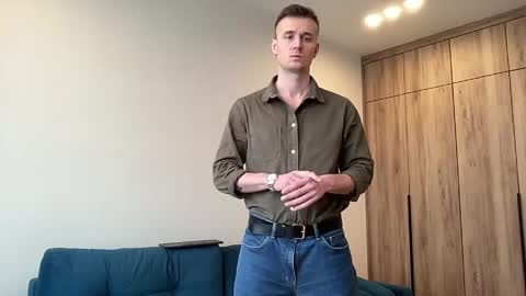 cute_skywalker online show from 04/19/26, 03:22