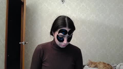cute_strawberry_ online show from 12/10/24, 04:56