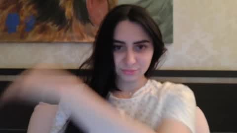cute_strawberry_ online show from 02/12/25, 05:58