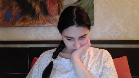 cute_strawberry_ online show from 03/02/25, 05:36