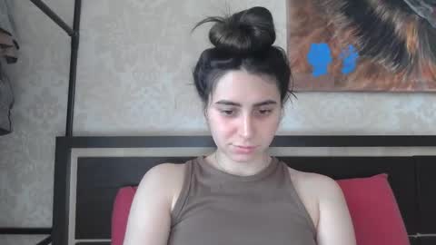 cute_strawberry_ online show from 03/08/25, 01:57