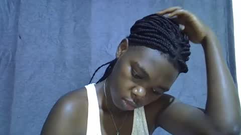 cute_tamara1 online show from 11/21/25, 11:47