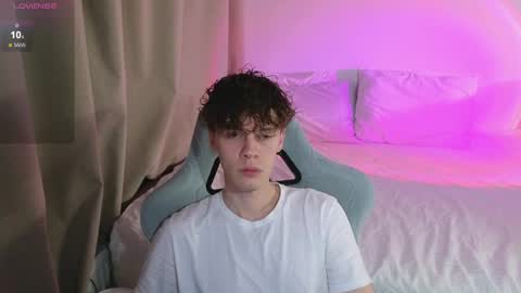 Thomas -  online show from 05/04/26, 07:10