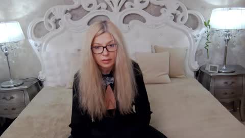 Snapshot of cuteangelina18 chatting on 02/02/26, 12:59 cuteangelina18 online show from 02/02/26, 12:59