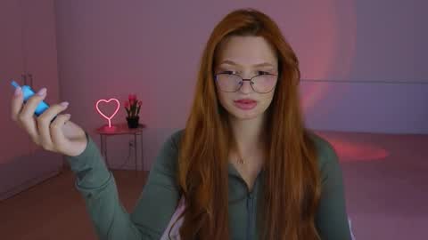 Ariel online show from 10/13/25, 03:56