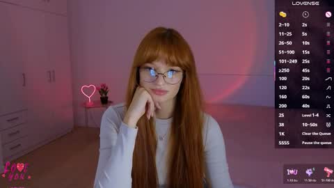 Ariel online show from 10/18/25, 03:02