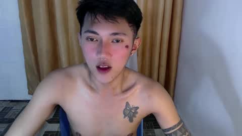 Snapshot of cuteasiancock98 chatting on 01/03/25, 01:36 Steph online show from 01/03/25, 01:36