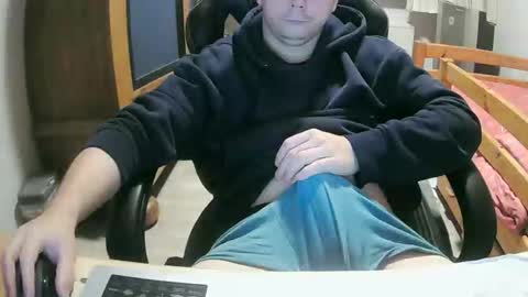 Cuteboy090 online show from 10/01/25, 10:05
