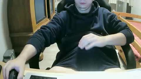 Cuteboy090 online show from 10/03/25, 11:46