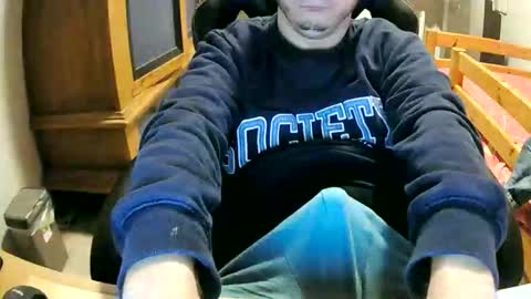 Cuteboy090 online show from 10/18/25, 10:54