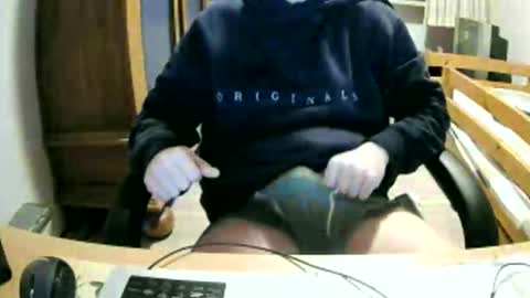 Cuteboy090 online show from 02/16/26, 01:51