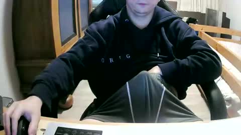 Cuteboy090 online show from 03/11/26, 02:56