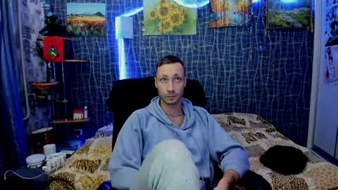 cuteboy228 online show from 01/15/26, 03:05