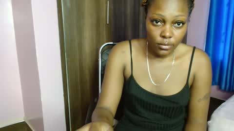 cutebuu online show from 12/04/25, 10:57