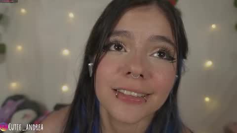 Snapshot of cutee_andrea chatting on 07/07/26, 07:23 Andrea 3 online show from 07/07/26, 07:23