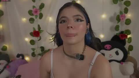 Snapshot of cutee_andrea chatting on 07/08/26, 02:05 Andrea 3 online show from 07/08/26, 02:05