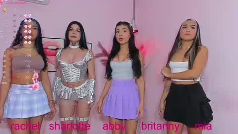 moderator JAZMIN my team is Abby RachelMia online show from 02/13/25, 01:19