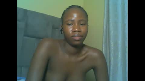 Snapshot of cuteebony16 chatting on 05/30/26, 11:24 tawi online show from 05/30/26, 11:24