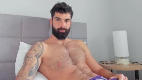 cuteeboy online show from 01/06/25, 12:35