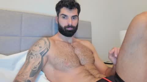cuteeboy online show from 01/11/25, 11:46