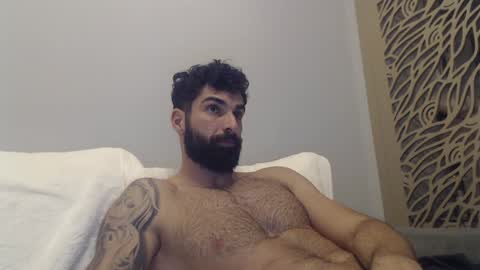 cuteeboy online show from 01/26/25, 10:46