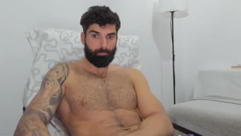 cuteeboy online show from 02/04/25, 03:36