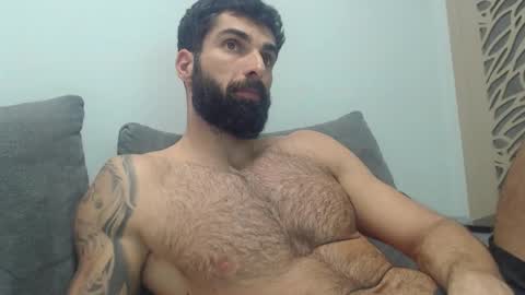 cuteeboy online show from 11/17/25, 09:31