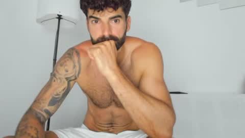 cuteeboy online show from 07/14/26, 04:39