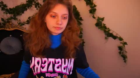 Snapshot of cuteefoxy chatting on 11/13/25, 02:49 Foxy online show from 11/13/25, 02:49