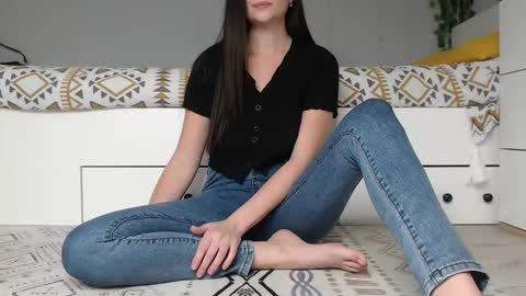 Anna online show from 09/28/25, 11:15