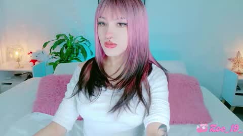 Snapshot of cuteezoe chatting on 02/28/26, 12:22 Zoe online show from 02/28/26, 12:22
