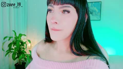 Snapshot of cuteezoe chatting on 05/11/26, 03:12 Zoe online show from 05/11/26, 03:12