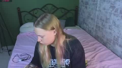 Amyy online show from 07/20/26, 11:07