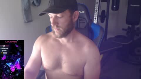 Snapshot of cutefloridaguy25 chatting on 12/08/24, 04:39 onlyfansSexualAriesFL online show from 12/08/24, 04:39