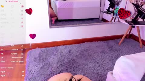 Snapshot of cutegirl__nini chatting on 02/14/25, 02:50 andre online show from 02/14/25, 02:50
