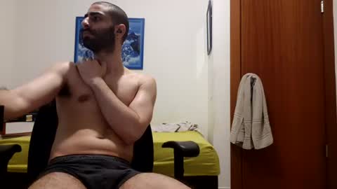 cuteguy52 online show from 06/11/26, 10:08