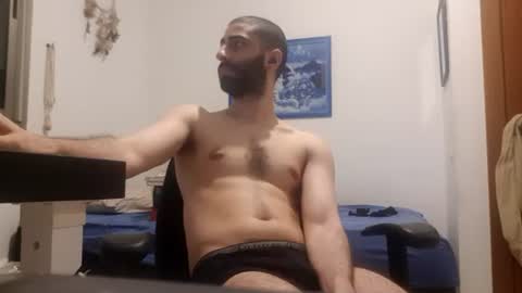 cuteguy52 online show from 07/22/26, 12:02