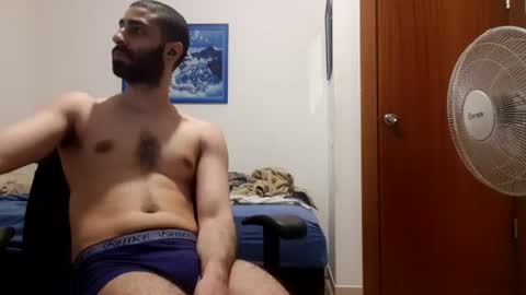 cuteguy52 online show from 07/22/26, 09:17