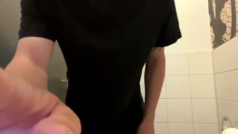 cuteguy696988432323 online show from 07/22/26, 06:27
