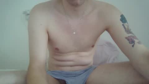 cuteguy696988432323 online show from 07/25/26, 09:51
