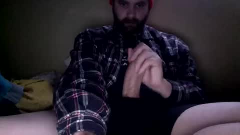 Snapshot of cutehungboi chatting on 11/16/25, 11:10 cutehungboi online show from 11/16/25, 11:10