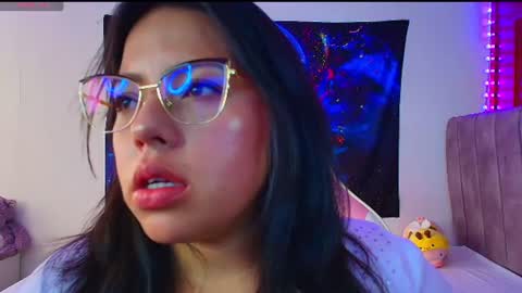 tell me jess   online show from 07/28/26, 04:05