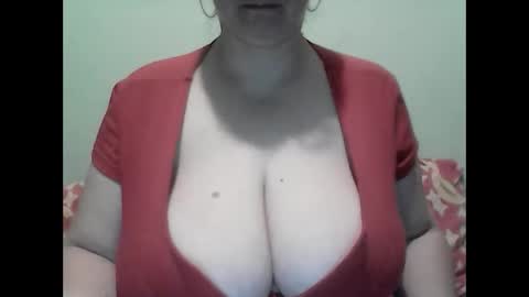 Snapshot of cutejessytom chatting on 02/09/25, 05:08 Jessy online show from 02/09/25, 05:08
